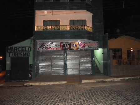 Poucas residências  se enfeitaram para o Natal(Foto: Iguaí Mix)