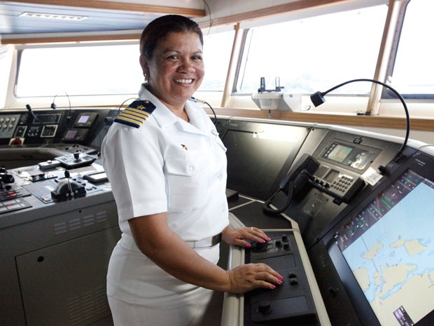 Capitã de navio - Mulher