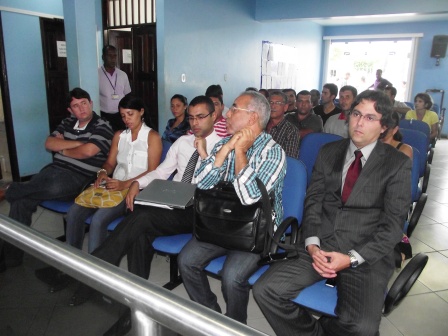 Prefeito de Iguaí e técnico da APLB se reúnem na Câmara(Foto: Iguaí Mix)
