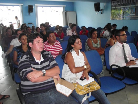 Murilo Veiga, prefeito de Iguaí, acompanhou as discussões sobre o Plano de Carreira(Foto: Iguaí Mix)