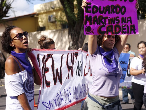 Mulheres fizeram protesto em Ruy Barbosa, na Bahia (Foto: Maíra Guedes/ Marcha Mundial das Mulheres)