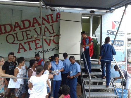 Atendimento do SAC Móvel em Ibicuí(Foto: Iguaí Mix)