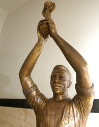 estatua rei pelé