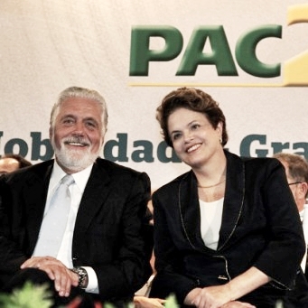 Wagner e Dilma (Foto: Roberto Stuckert Filho/PR)