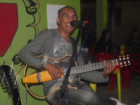 Edu Oliveira em show realizado em Iguaí (Foto: Iguaí Mix)