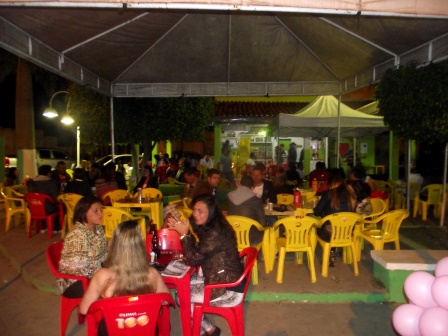 O publico compareceu no Stillus para o show de Edu Oliveira (Foto: Iguaí Mix)