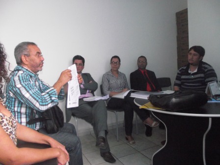 Joel Câmera explicou sobre os benefícios do Plano de Carreira para o município (Foto: Iguaí Mix)