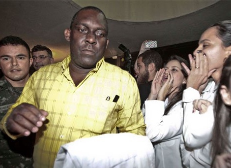 Médico cubano Juan Delgado foi hostilizado na última segunda-feira (Foto: O Povo)