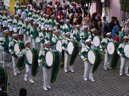 Banda Marcial de Iguaí manteve a tradição no desfile (Foto: Iguaí Mix)