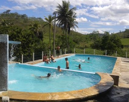 Balneário Floresta é opção de lazer nos finais de semana  (Foto: Iguaí Mix)