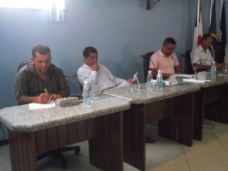 Vereadores discutem sobre transito (Foto: Iguaí Mix)