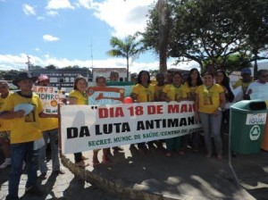 Funcionários e pacientes do CAPS lembraram o Dia de Luta Antimanicomial (foto: Iguaí Mix)