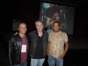 Cacau Novaes, Bráulio Tavares e Roberto Ataíde (Foto: Iguaí Mix)