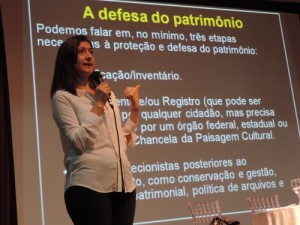 Cristiane Magalhães fala sobre Patrimônio Cultural (Foto: Iguaí Mix)