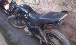 Moto apreendida (Foto: Polícia Civil/BA)