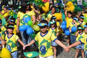 Crianças do CIML homenagearam  a Semana da Pátria (Foto: Iguaí Mix) 