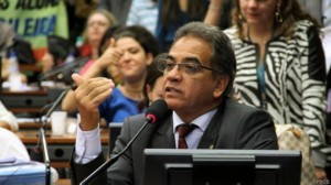 Para Fonseca, a visão do STF de que casais homossexuais são uma família é equívocada (Foto: PROS)