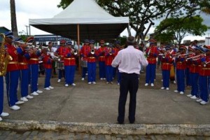 Fanfarra do CMAS abriu comemorações  do aniversário de Iguaí (Iguaí Mix)