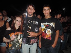 Fãs do rock/metal compareceram ao evento  (Foto: Iguaí Mix)
