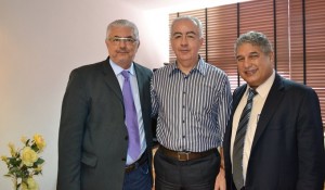 Vital Bento, Marcos Cavalcanti e o  deputado Rosemberg Pinto (Foto: Divulgação)