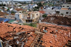 A cidade de Xanxerê ficou completamente destruída depois da passagem de um tornado na segunda-feira (Foto: Sirli Freitas / especial)