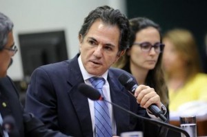 Augusto Mendonça Neto prestou depoimento à CPI da Petrobras (Foto: Lucio Bernardo Jr. / Câmara dos Deputados)
