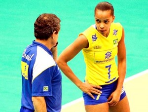 Comandada por Zé Roberto, Fofão guiou a seleção feminina ao primeiro título olímpico em 2008 (Foto: Divulgação/CBV)