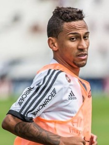 O atacante Biro Biro pode pintar no Timão no segundo semestre (Foto: Fabio Leoni/PontePress)