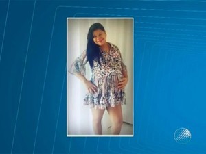 Esposa de Rafael estava grávida de nove meses (Foto: Reprodução/TV Santa Cruz) 