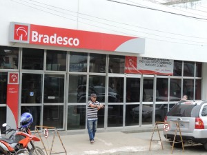 Banco do Bradesco de Iguaí está funcionando normalmente (Foto: Iguaí Mix)