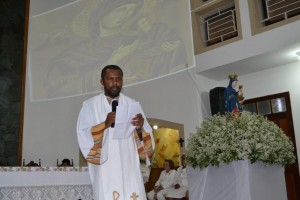 Pe. André Costa (Foto: Iguaí Mix)