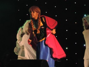  Show da Turma do Frozen, com o grupo Gabitica  (Foto: Iguaí Mix)