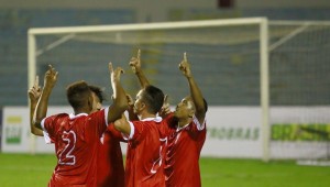 (Foto: Robson Fernandjes / ALLSPORTS)