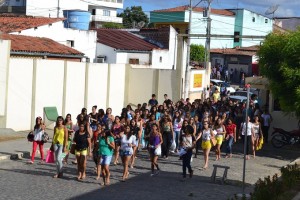 Mais de 17 mil candidatos dão início à busca por uma das 1.231 vagas (Foto: Divulgação)