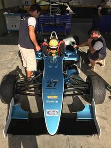 Matheus Muniz já começou a acertar seu Fórmula 3 A  (Foto: PropCar/Divulgação)