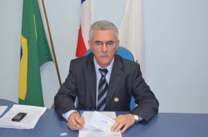 Prefeito de Poções, Otto Magalhães (Foto: Panorama Geral)