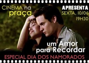 Projeto Cinema na Praça