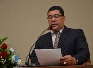 Francisco Silva Conceição, prefeito de Candeias  (Foto: Ascom  / Prefeitura de Candeias)