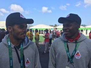 Mussa e Joaquim fazem história como primeiros canoístas  a disputar uma olimpíada por Moçambique  (Foto: Márcio Mará)