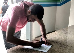 Yuri Borges participou do abaixo-assinado  (Foto: Mônica Costa)