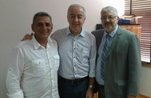Rony Moitinho, Marcus Cavalcanti e Vital Bento na SEINFRA (Foto: divulgação)
