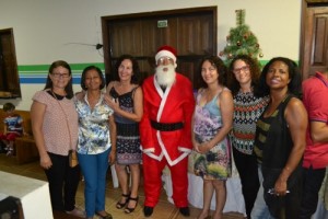 Papai Noel compareceu na Ceia dos Professores  (Foto: Iguaí Mix)